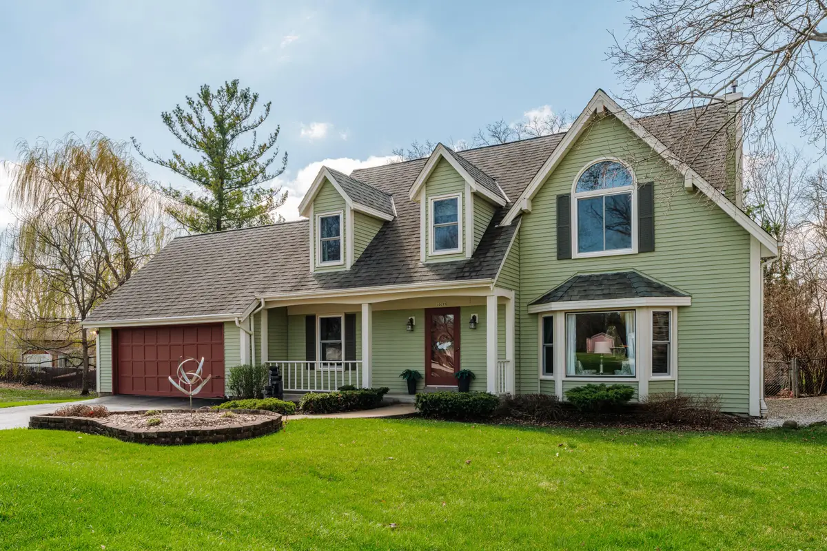 10033 W Ruby Ave, Wauwatosa, WI 53225 - #1