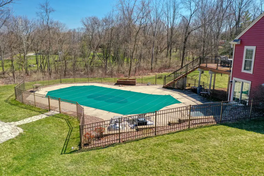 W287N3838 North Shore Dr, Delafield, WI 53072 - #3