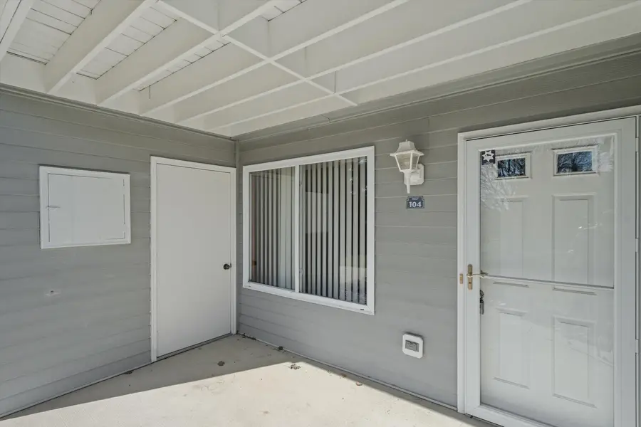 1057 N Sunny Slope Dr, Mount Pleasant, WI 53406 - #2