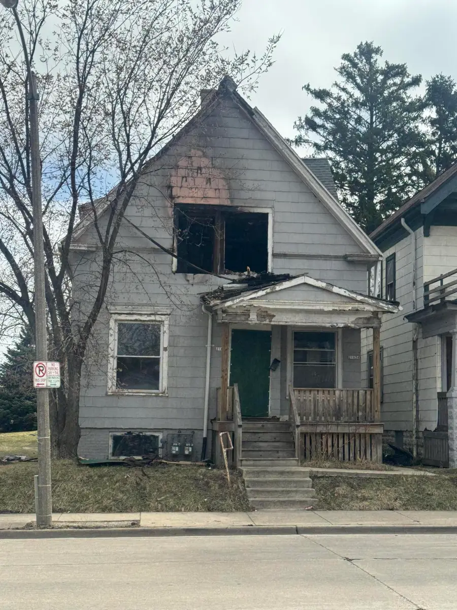 2162 N 35th St, Milwaukee, WI 53208 - #3