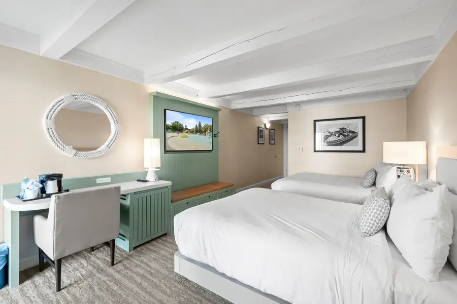 269 Fontana Blvd, Fontana, WI 53125 - #3