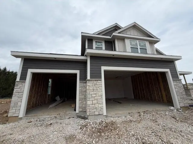 N75 W24728 Lauren Dr, Sussex, WI 53089 - #1