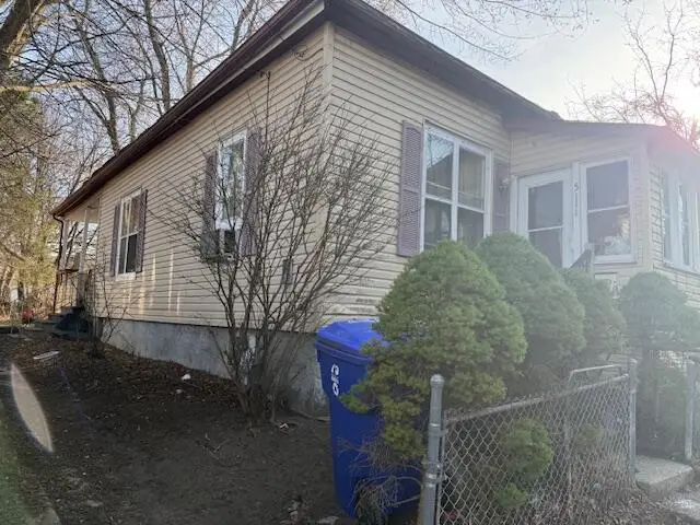 511 66th St, Kenosha, WI 53143 - #3