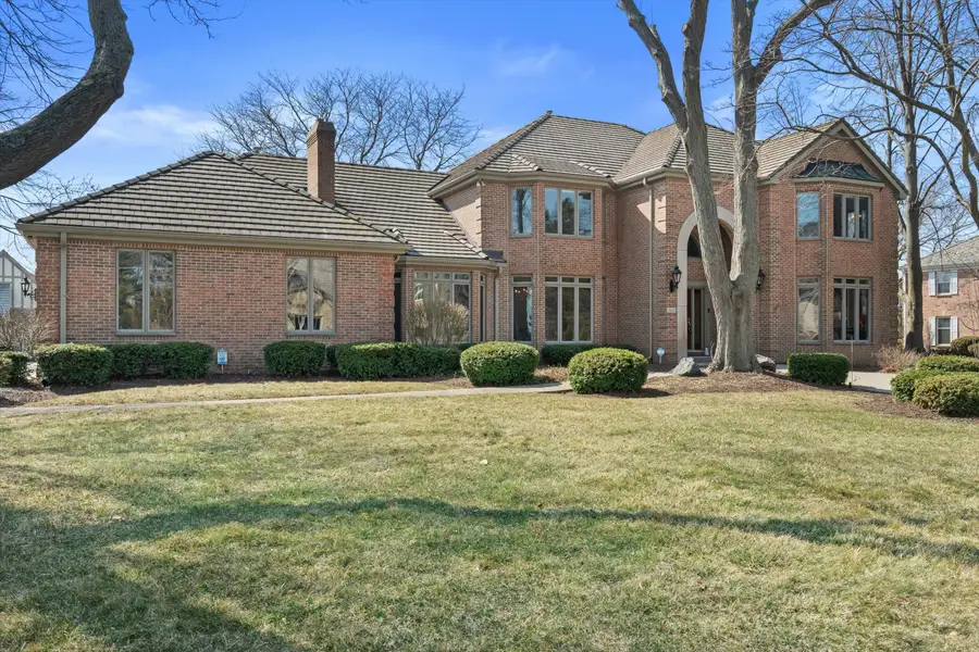 130 Lamplighter Ln, Wind Point, WI 53402 - #2