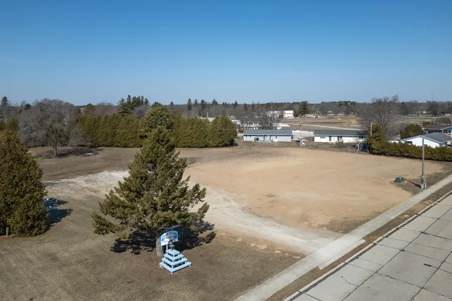 3612 Bellevue Pl, Two Rivers, WI 54241 - #2