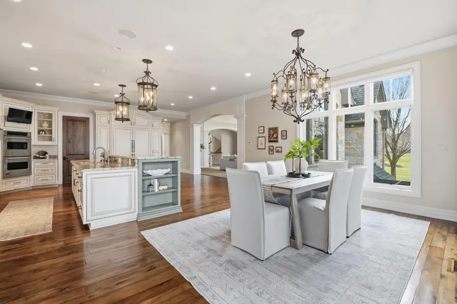 1264 Mary Hill Cir, Hartland, WI 53029 - #3