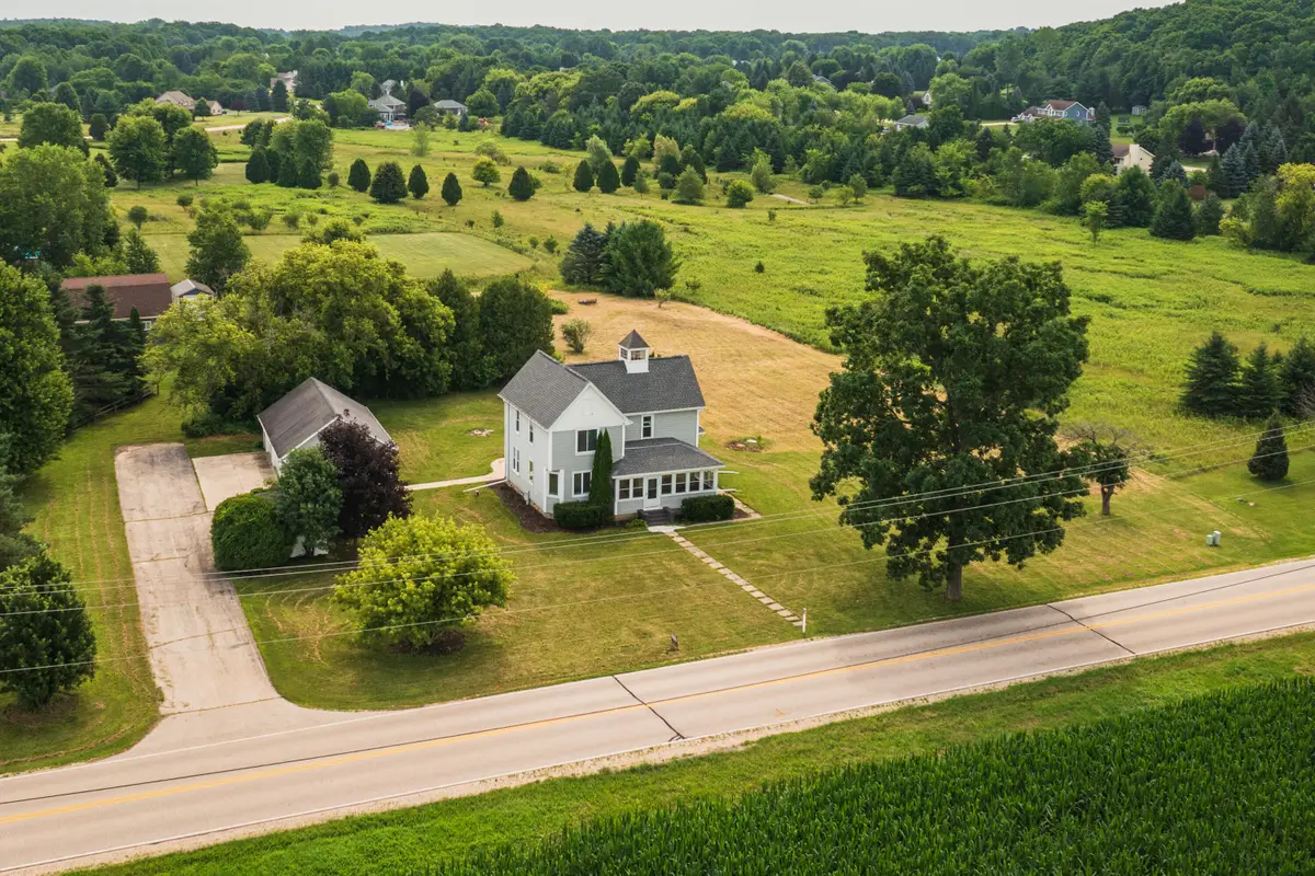 626 Hillside Rd, Colgate, WI 53017 - #1