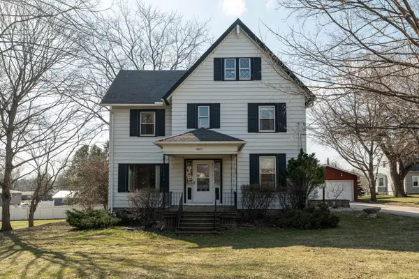 4055 S 103rd St, Greenfield, WI 53228