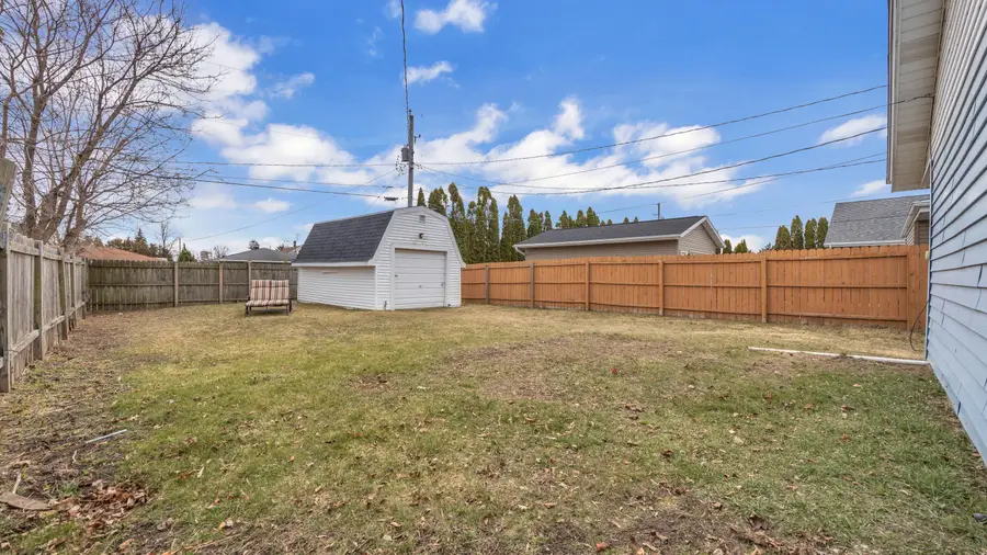 1417 Macarther Ave, Sheboygan, WI 53083 - #2