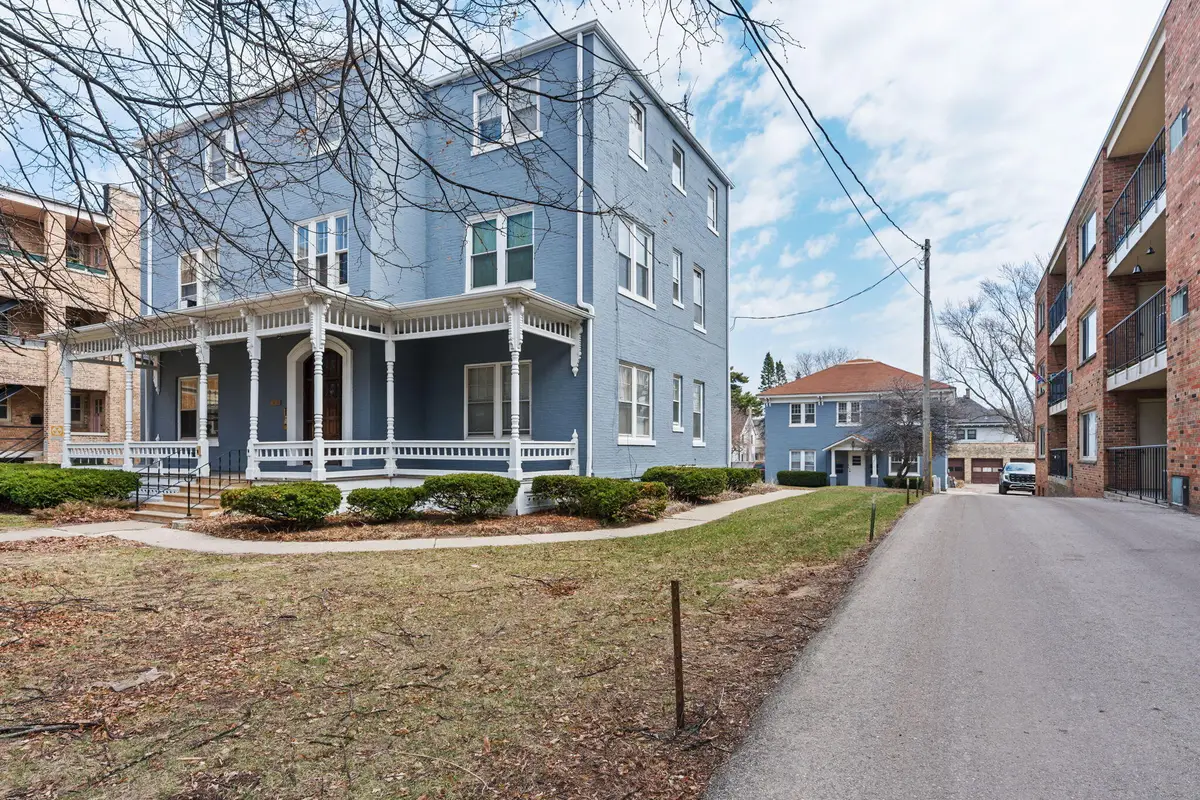 6215 7th Ave, Kenosha, WI 53143 - #1