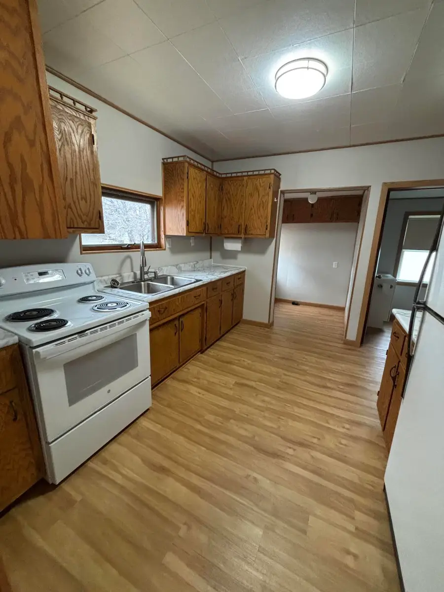 805 Hollister Ave, Tomah, WI 54660 - #2