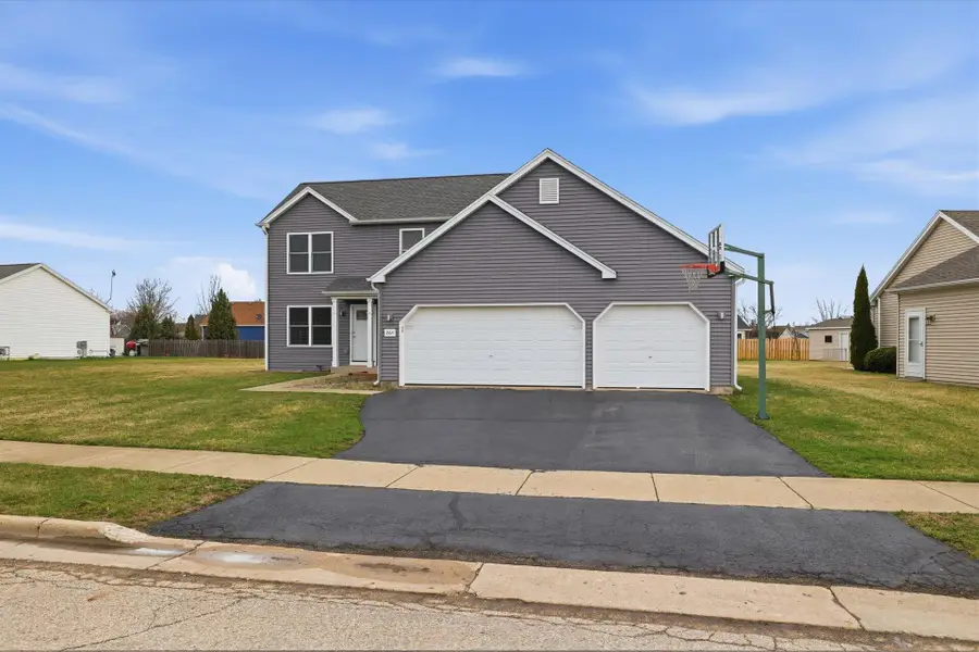 264 Deer Path Dr, Genoa City, WI 53128 - #3