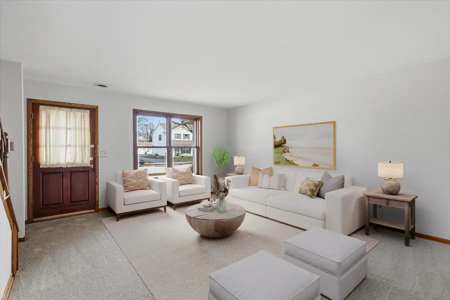 2017 Woodburn Rd, Waukesha, WI 53188 - #3