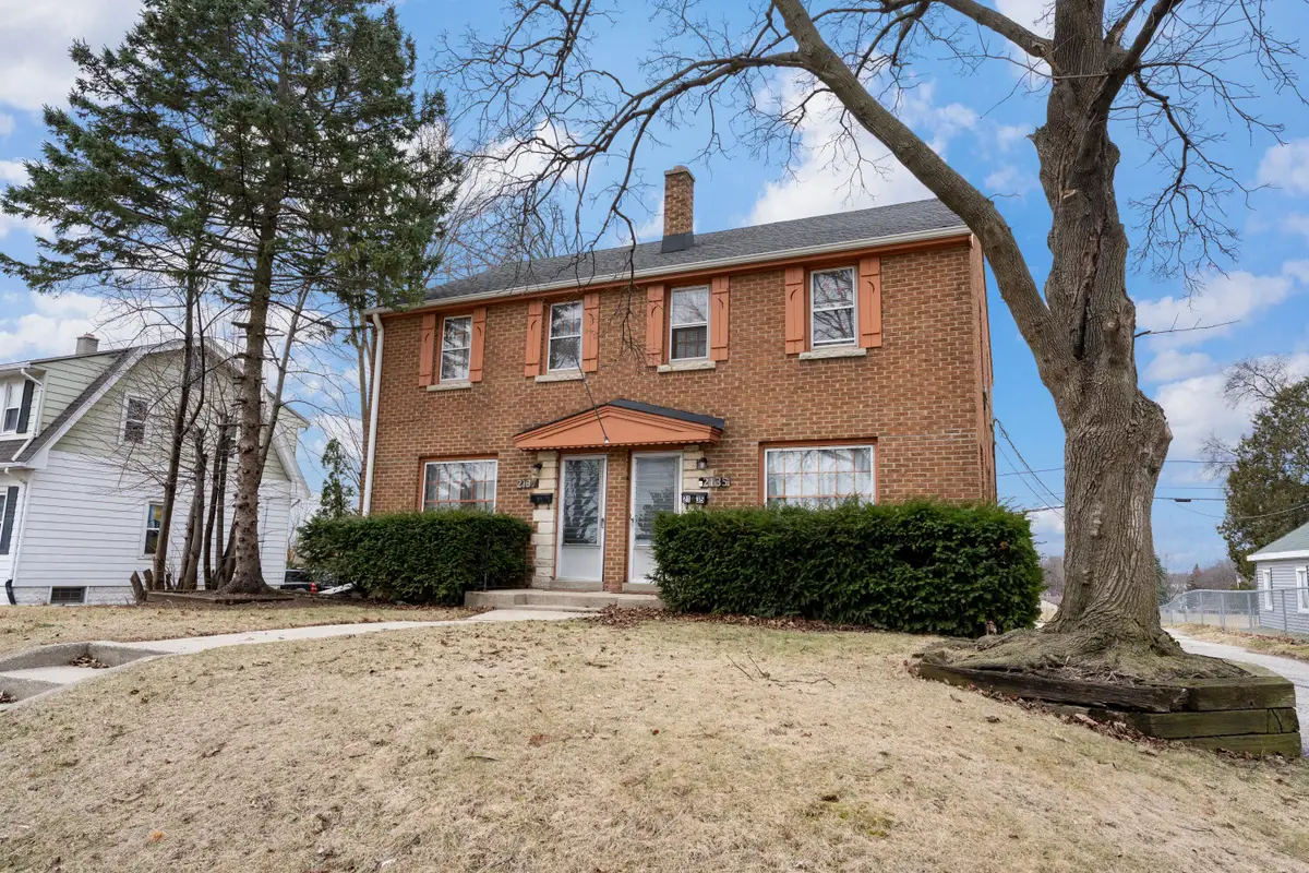 2135 S S 102 St, West Allis, WI 53227 - #1
