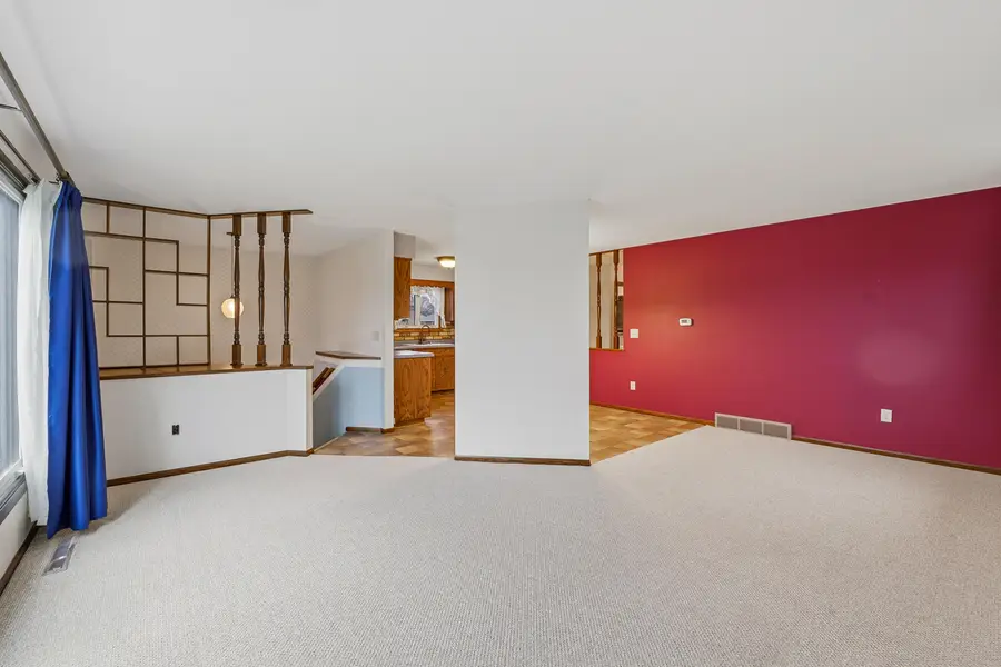 438 Emmer St, Mayville, WI 53050 - #3