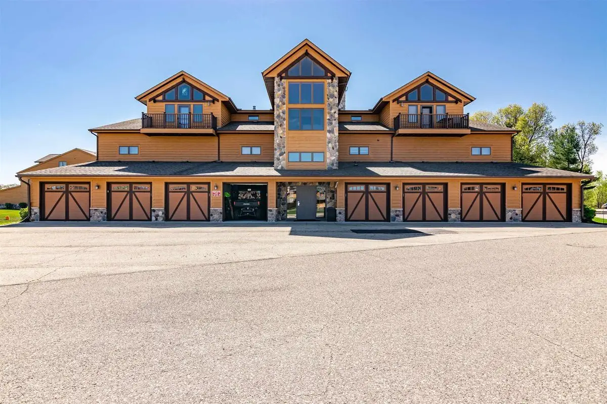 1844-7 E 20th Ct, Strongs Prairie, WI 54613 - #1