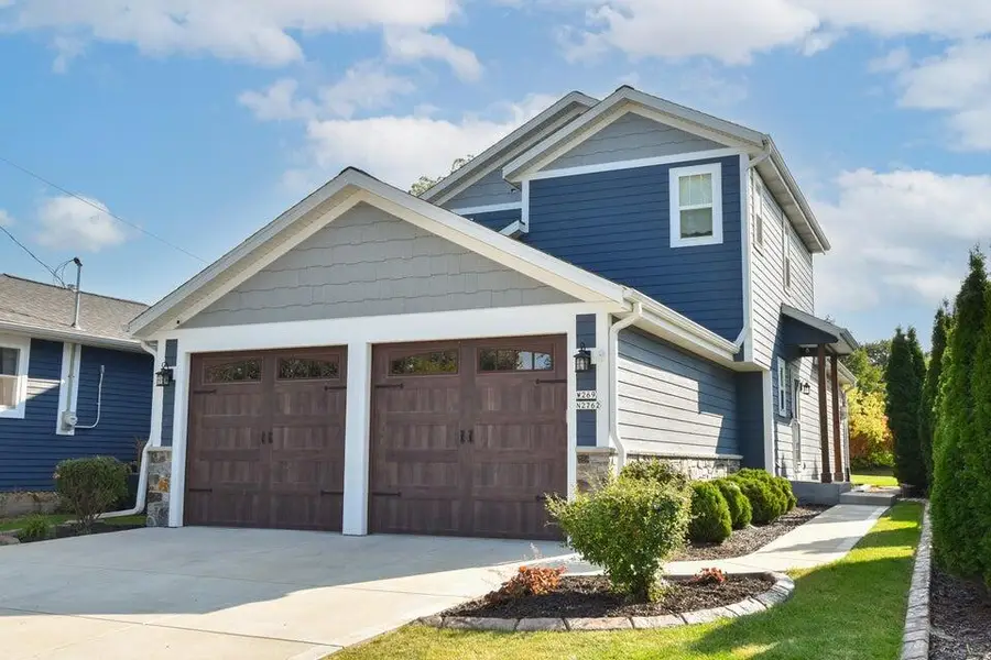 W269N2762 Lelah Ave, Pewaukee, WI 53072 - #2