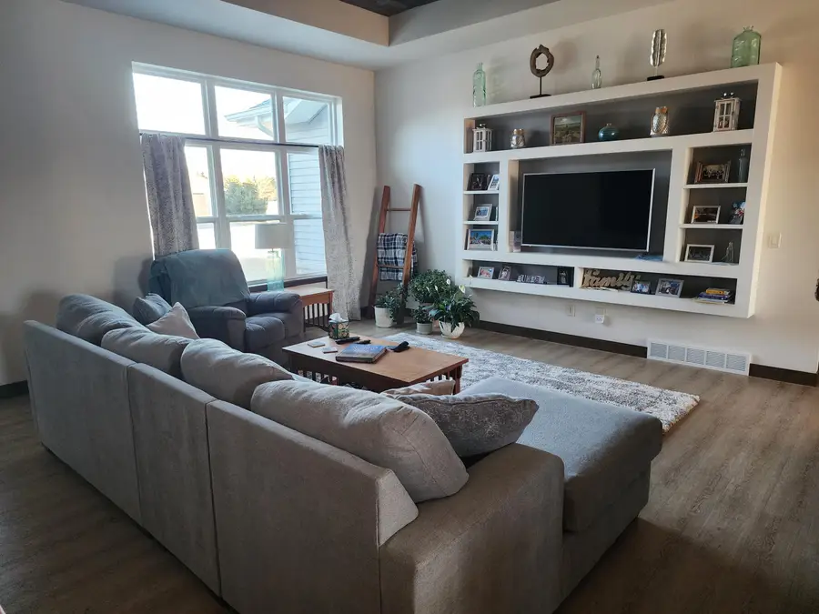 124 Fox Trl, Hilbert, WI 54129 - #2