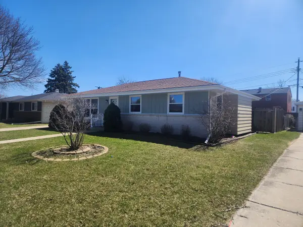 725 Sydney Dr, Racine, WI 53402