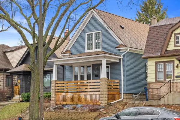 2221 E Oklahoma Ave, Milwaukee, WI 53207