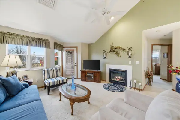 3903 Heather Valley Rd, Sheboygan, WI 53083