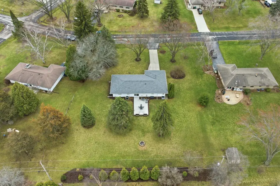 N64W15472 Sunny Dale Dr, Menomonee Falls, WI 53051 - #3