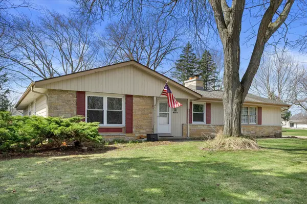 N81W22561 Susan Pl, Lisbon, WI 53089