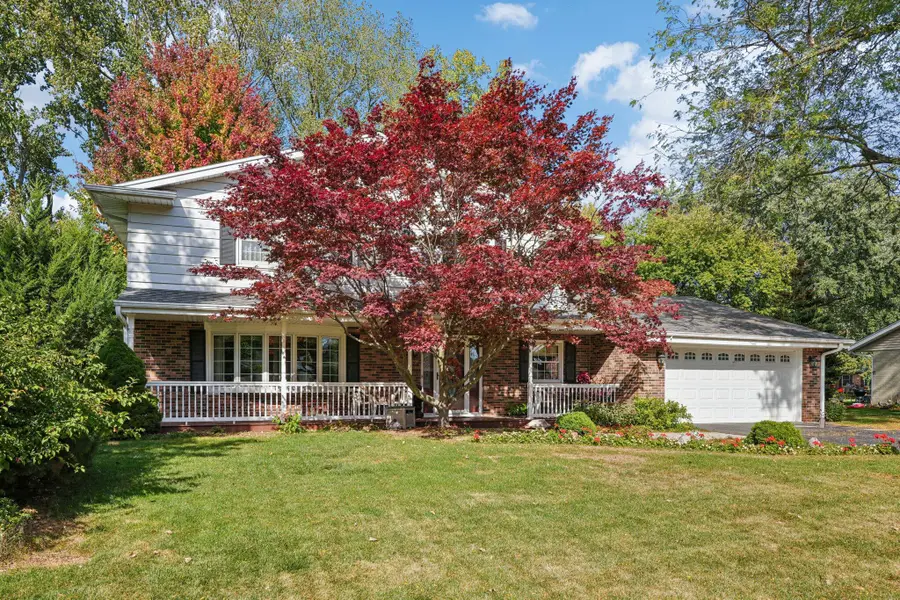 720 W Fairfield Ct, Glendale, WI 53217 - #2