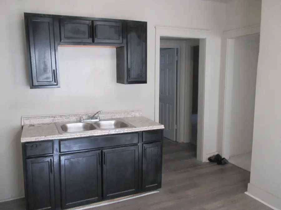 3015 N 6th St, Milwaukee, WI 53212 - #2