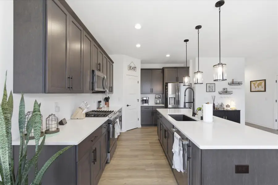 1425 Chapman Ct, Mukwonago, WI 53149 - #3