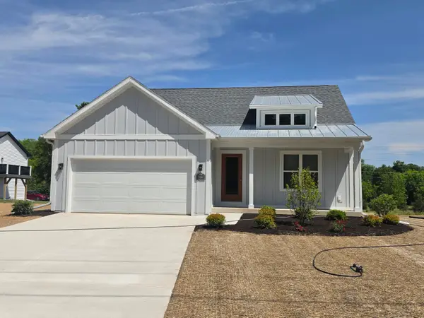 3532 W Park Dr, Geneva, WI 53147