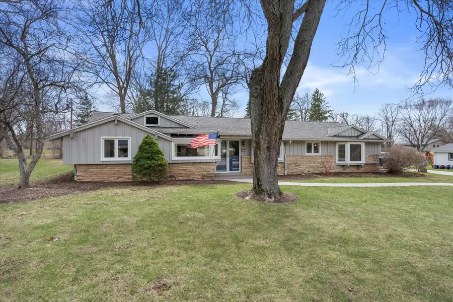 17505 Azure Ln, Brookfield, WI 53045 - #2