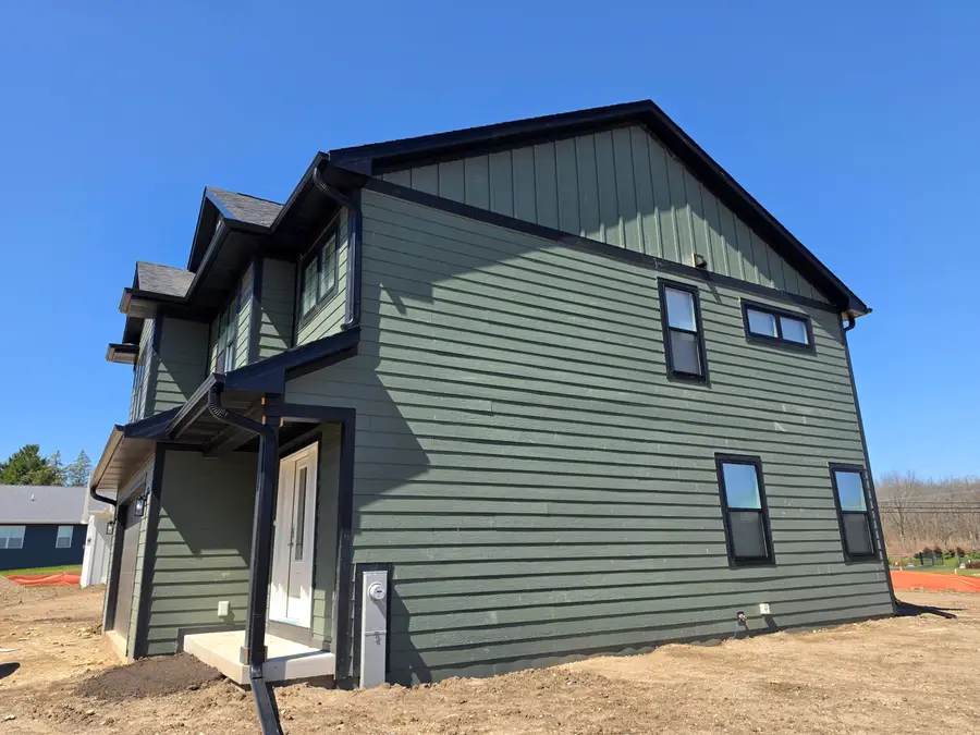 W3528 Park Dr, Como, WI 53147 - #2