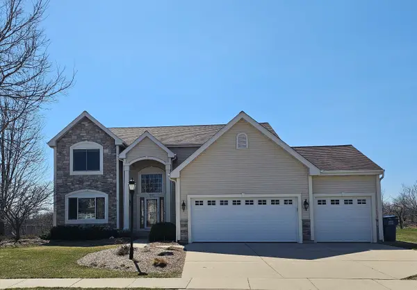2107 Willow Pond Way, Port Washington, WI 53024