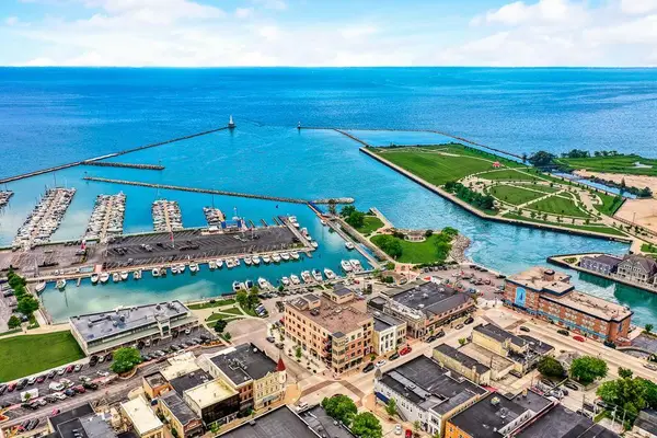 201 E Main St, Port Washington, WI 53074