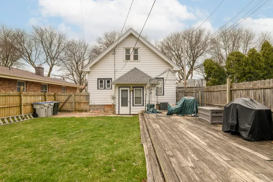 214 S 60th St, Milwaukee, WI 53214 - #2