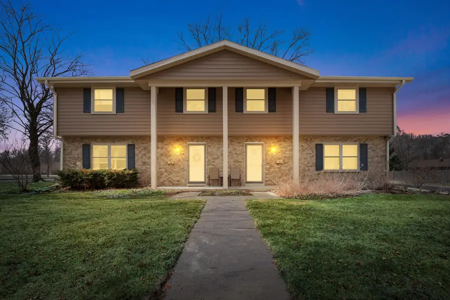 W64N353 Madison Ave, Cedarburg, WI 53012 - #2