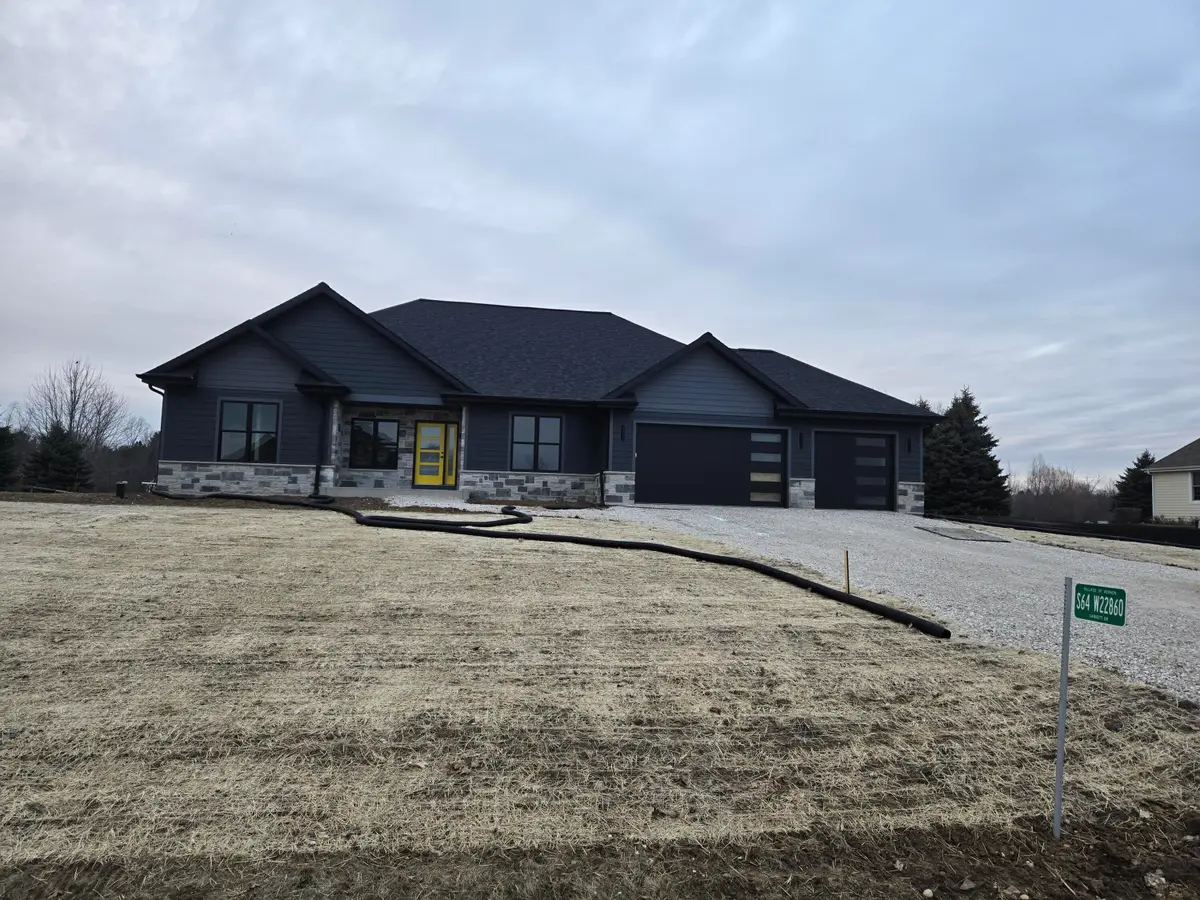 S64W22860 Garrett Dr, Waukesha, WI 53189 - #1