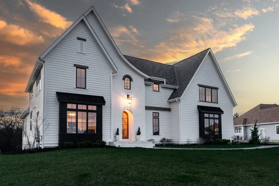 4066 Hawthorn Farm Ct, Delafield, WI 53018 - #3