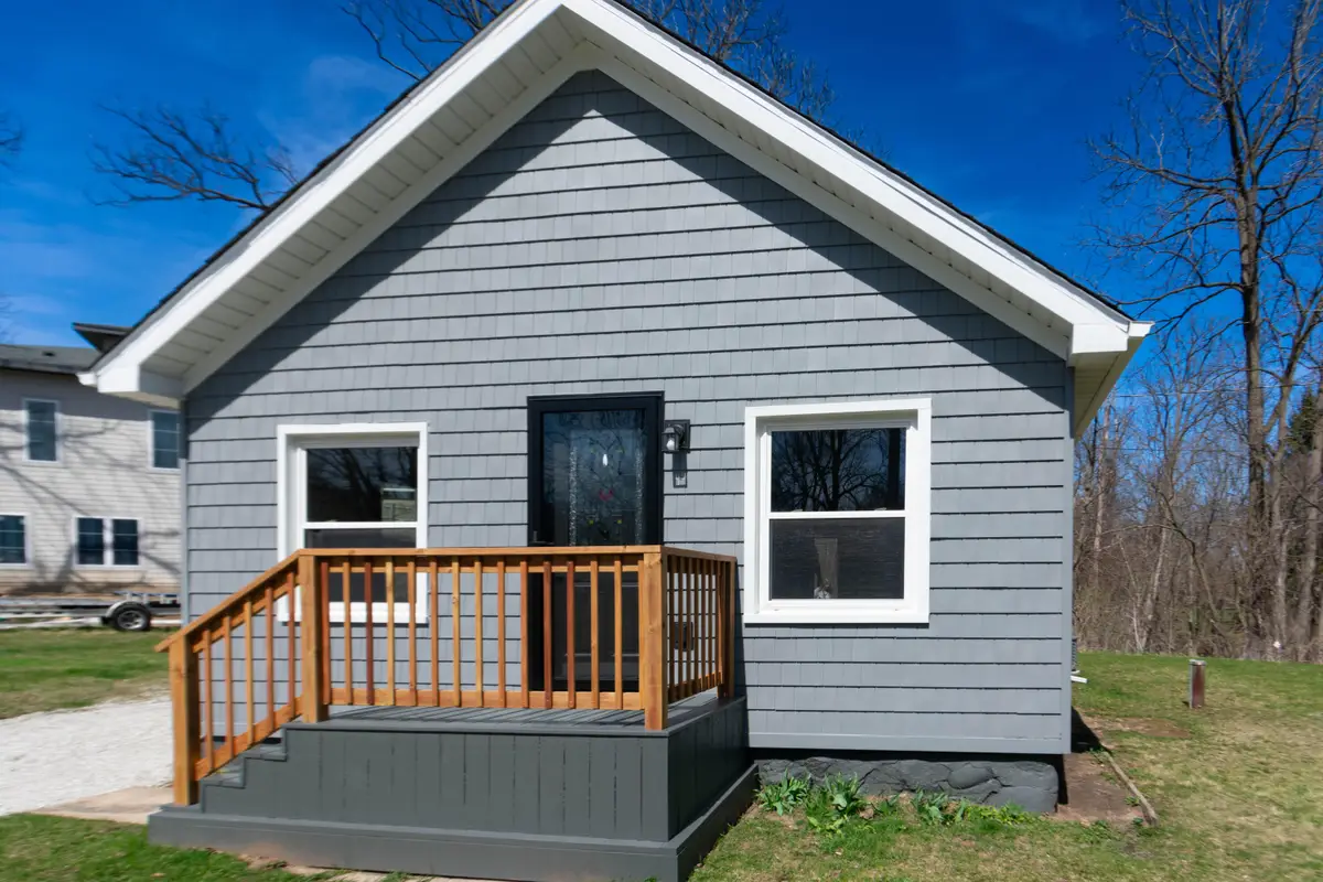 5437 Pleasant View Dr, Waterford, WI 53185 - #1