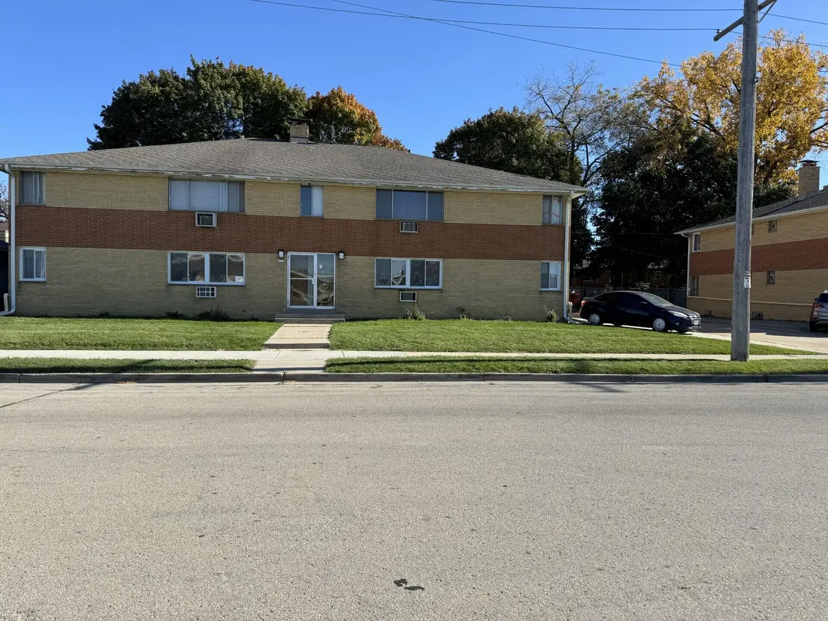 3111 Wheelock Dr, Racine, WI 53405 - #1