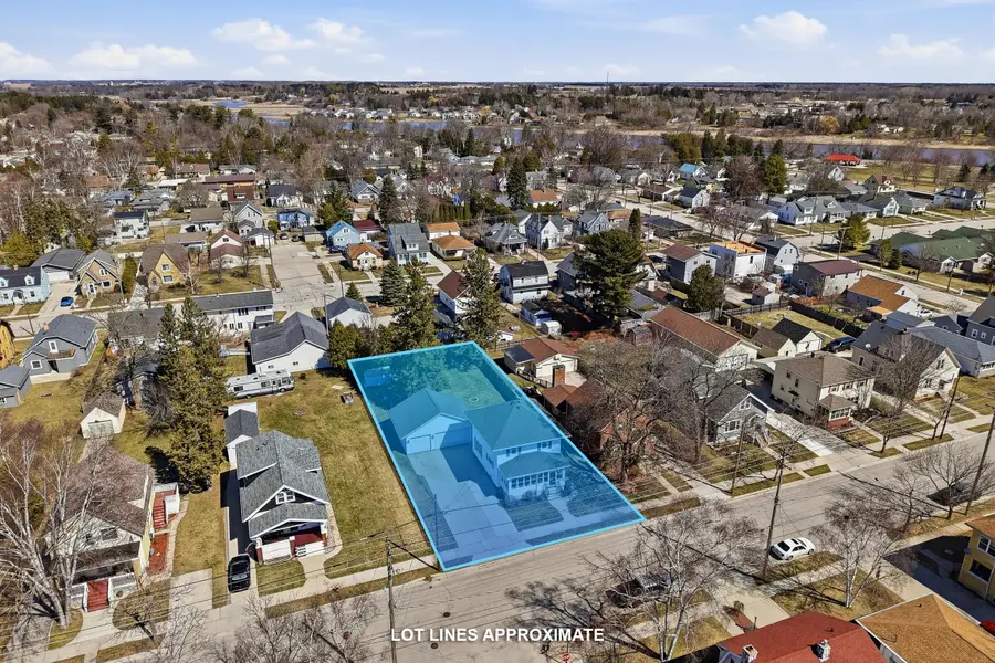 1726 27th St, Two Rivers, WI 54241 - #2