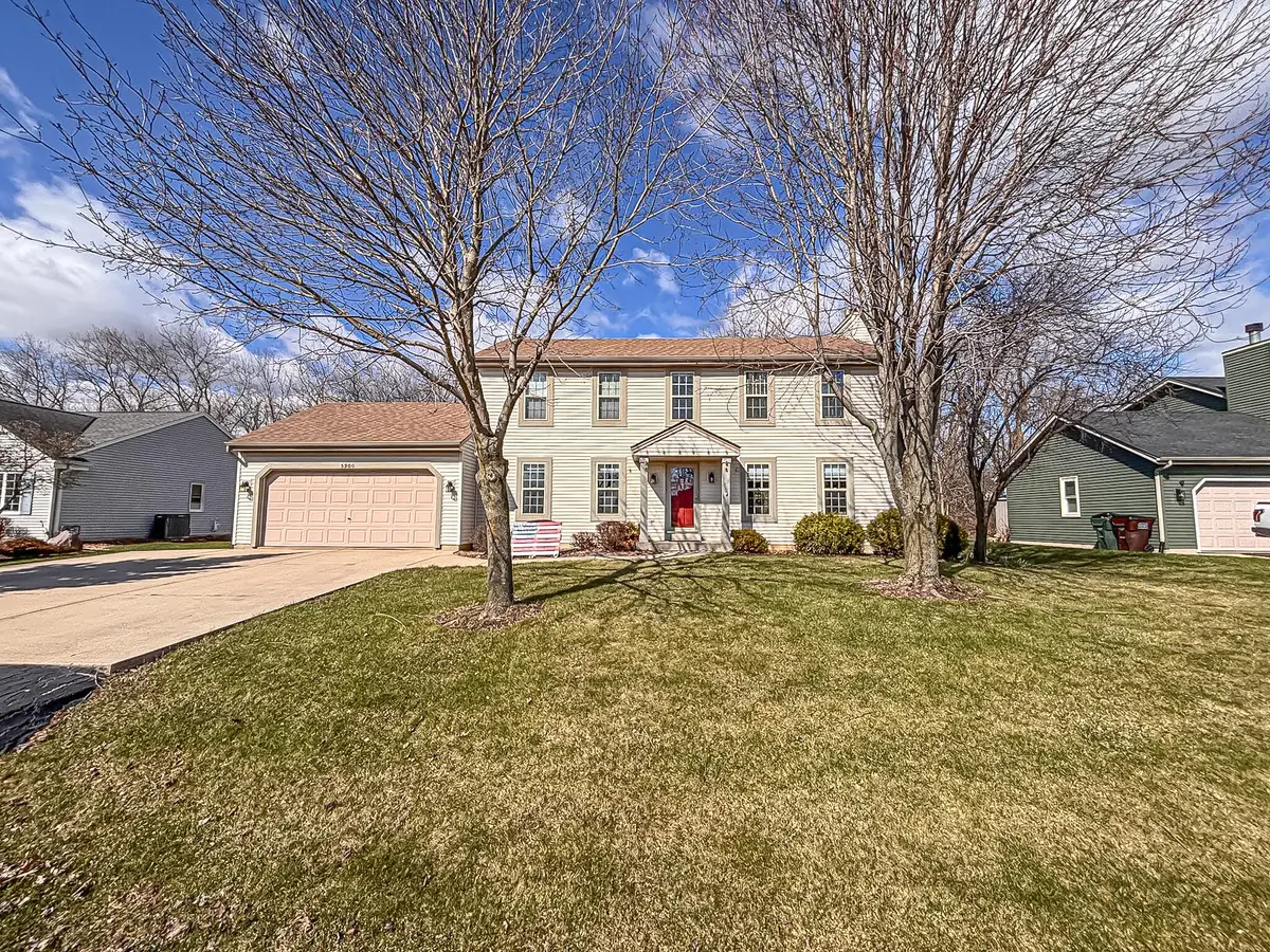 5900 Randal Ln, Caledonia, WI 53402 - #1