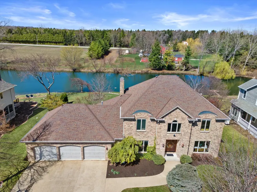 1218 5 Mile Rd, Racine, WI 53402 - #2