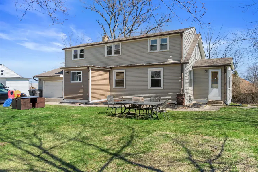 4930 S 28th St, Greenfield, WI 53221 - #2