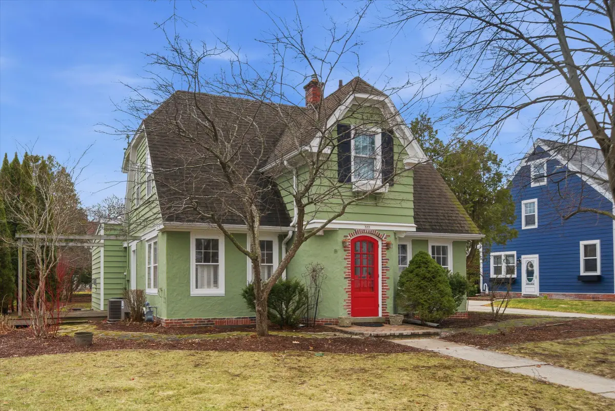 509 School St, Kohler, WI 53044 - #1