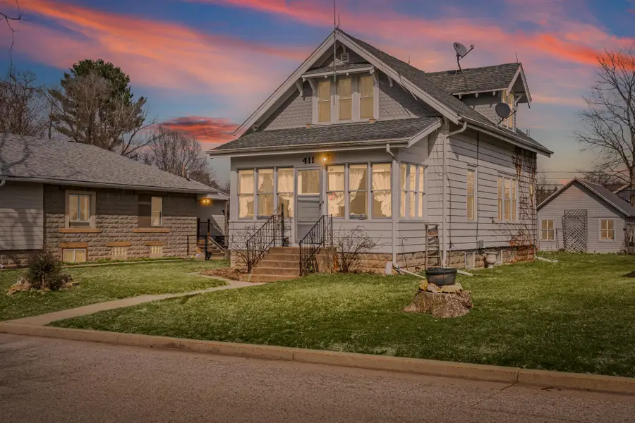 411 1st Ave E, Holmen, WI 54636 - #3