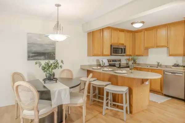 1108 N Milwaukee St, Milwaukee, WI 53202