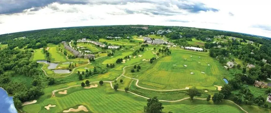 1490 Prestwick Dr, Geneva, WI 53147 - #2