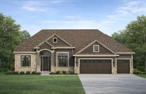 321 Applewood Ct, Grafton, WI 53024